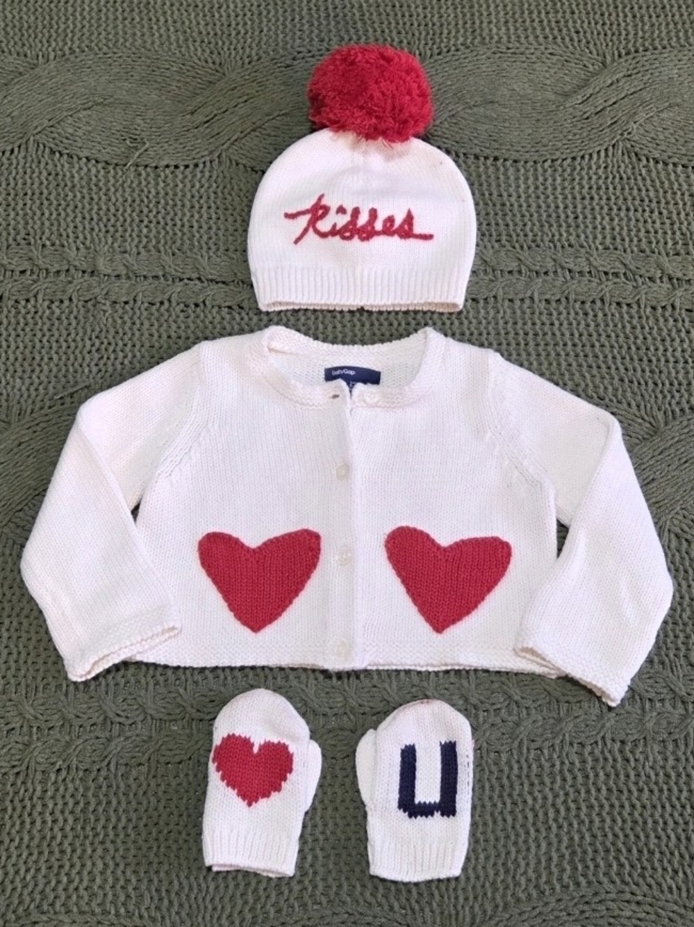 Baby Gap Valentines Outfit Heart Sweater Cardigan White Mittens Kisses Hat